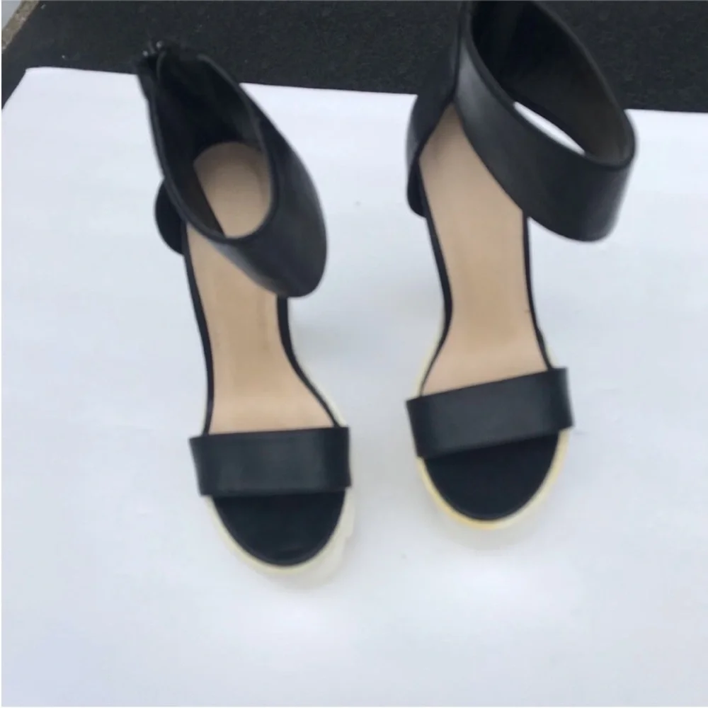 90s Black and White Platform Sandals with Lug Sole— vintage 90s